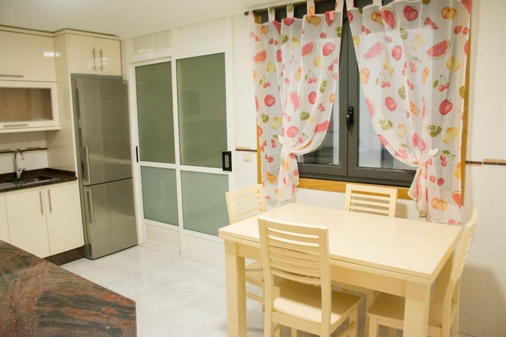 Alojamiento Yasa Sarria Exterior photo